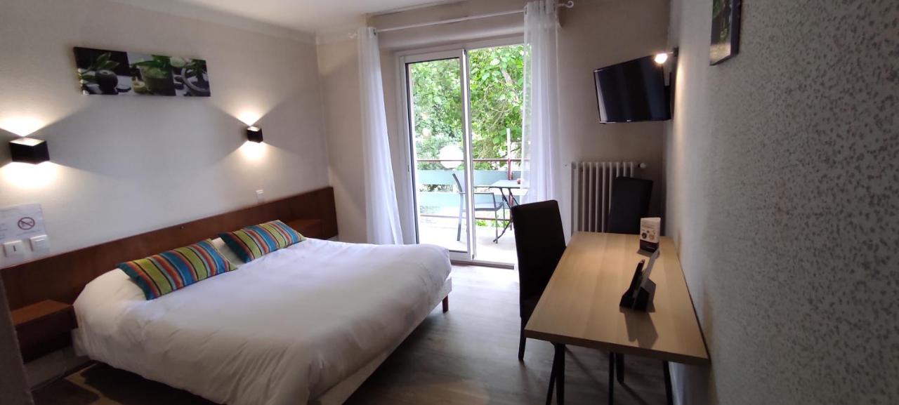 Hostellerie Du Parc Labarthe-Inard Luaran gambar