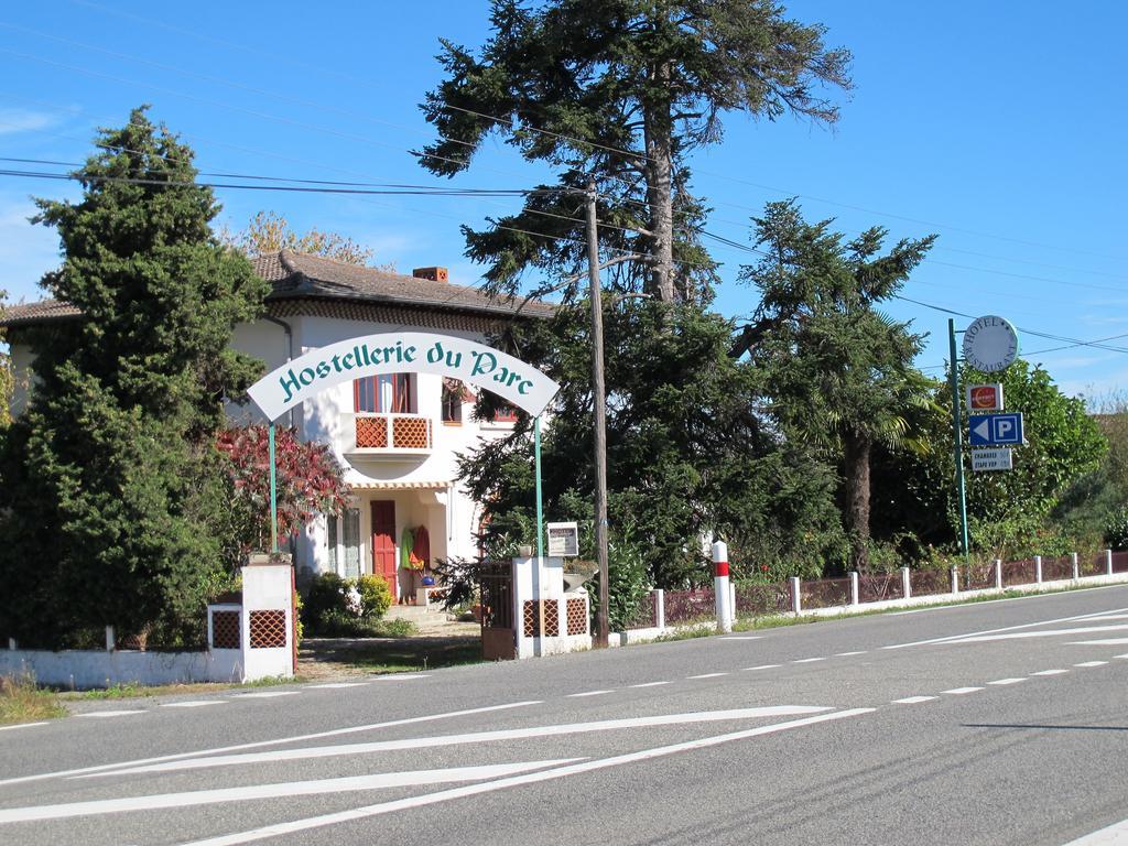 Hostellerie Du Parc Labarthe-Inard Luaran gambar